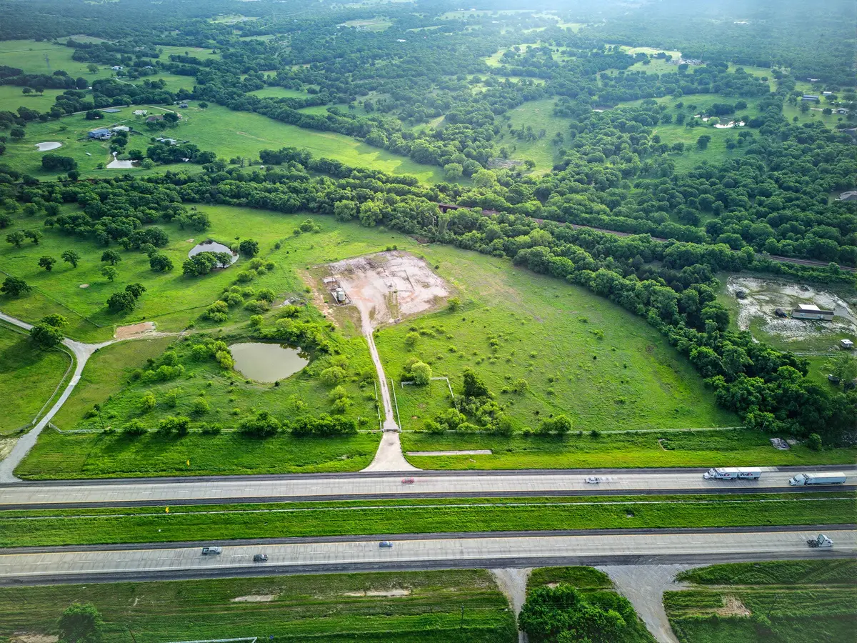 3790 N Us 287 Highway, Alvord, TX 76225 - #1