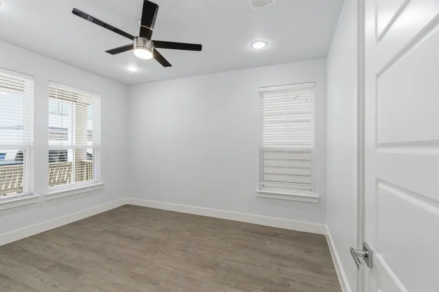 203 S Village Way, Lewisville, TX 75057 - #3