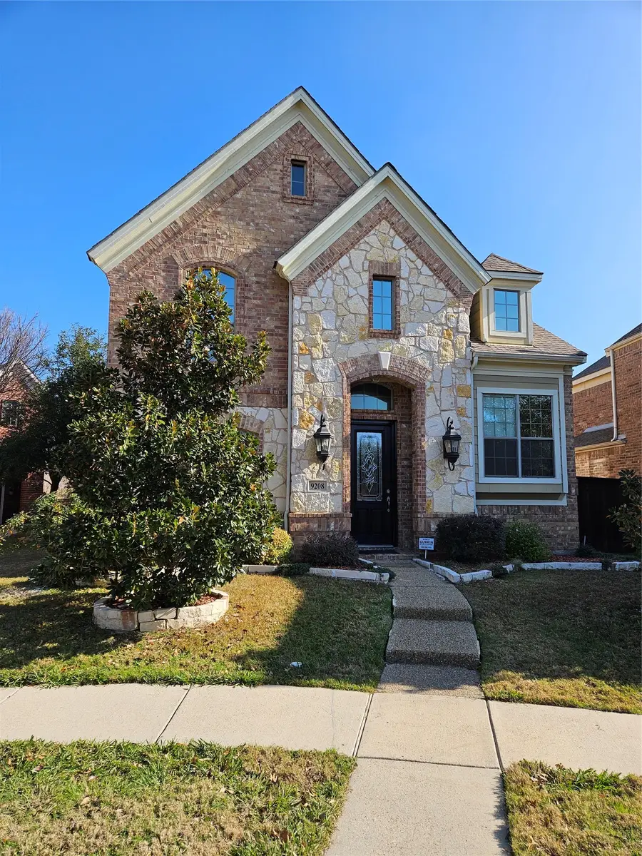 9208 Dillon Trail, Irving, TX 75063 - #2