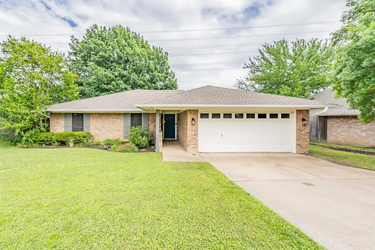 2507 Smouldering Wood Drive, Arlington, TX 76016 - #1