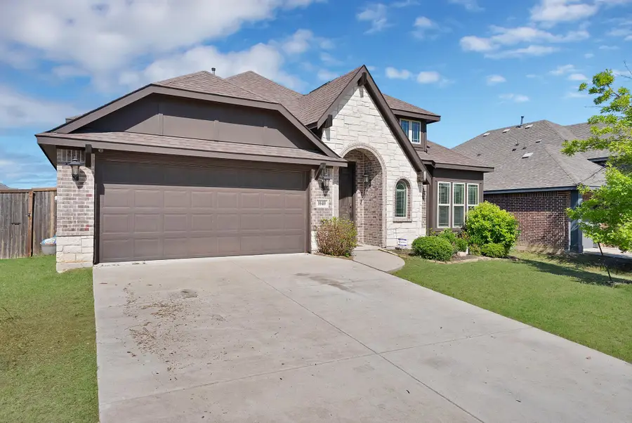 1040 Weeping Oak Drive, Burleson, TX 76028 - #3