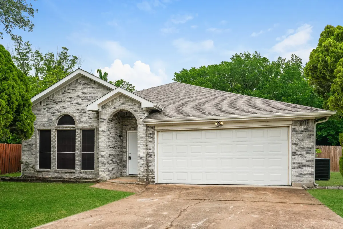 3206 Weirgate Court, Grand Prairie, TX 75052 - #1