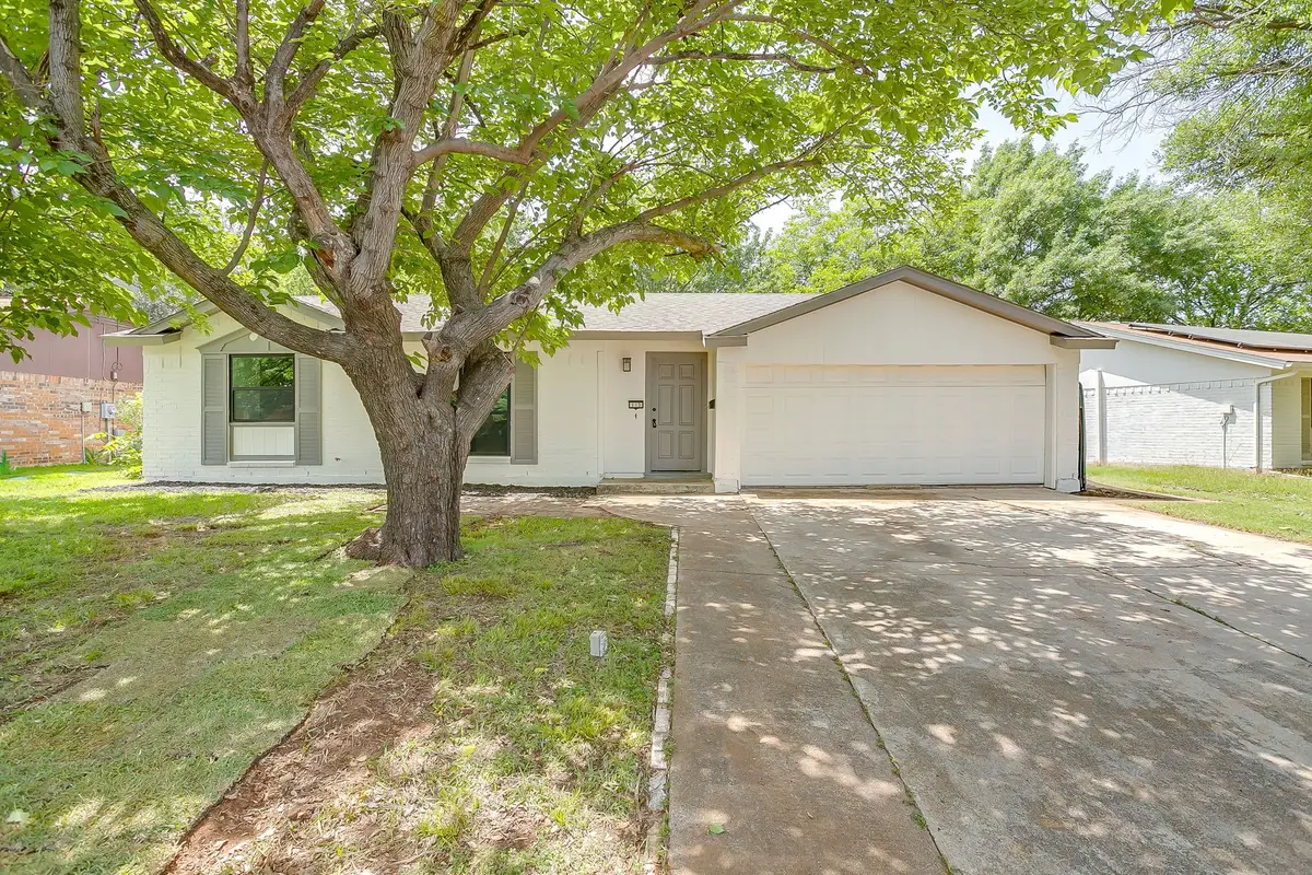 113 Quail Creek Drive, Crowley, TX 76036 - #1