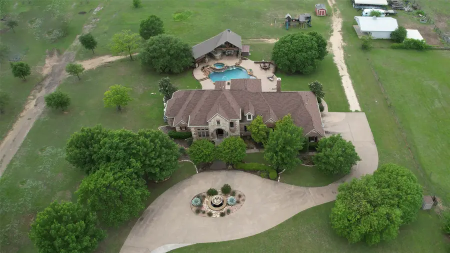5241 Plainview Road, Midlothian, TX 76065 - #3