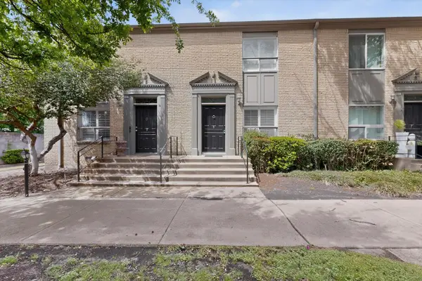 7506 W Northwest Highway #8, Dallas, TX 75225