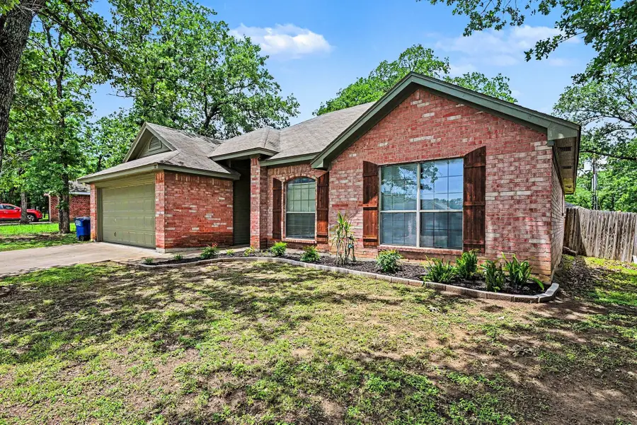 717 Oak Park Drive, Azle, TX 76020 - #2