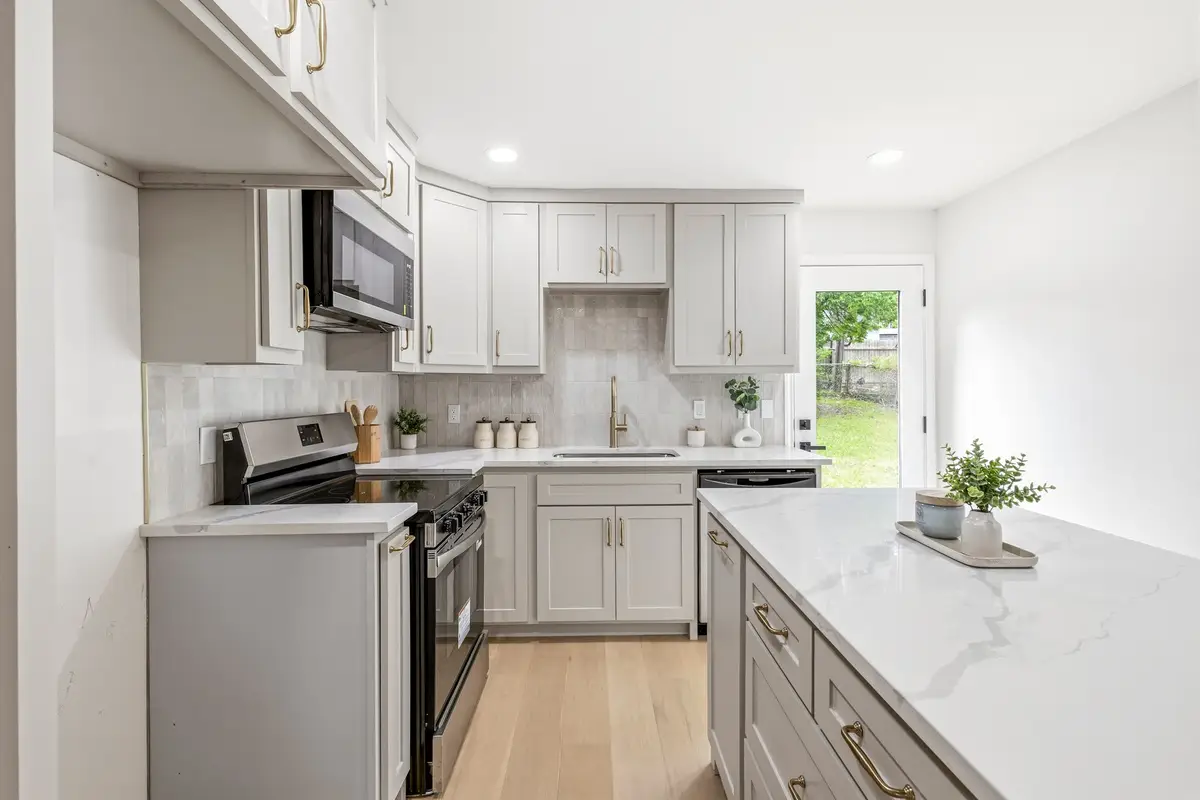 2528 Springvale Drive, Farmers Branch, TX 75234 - #1