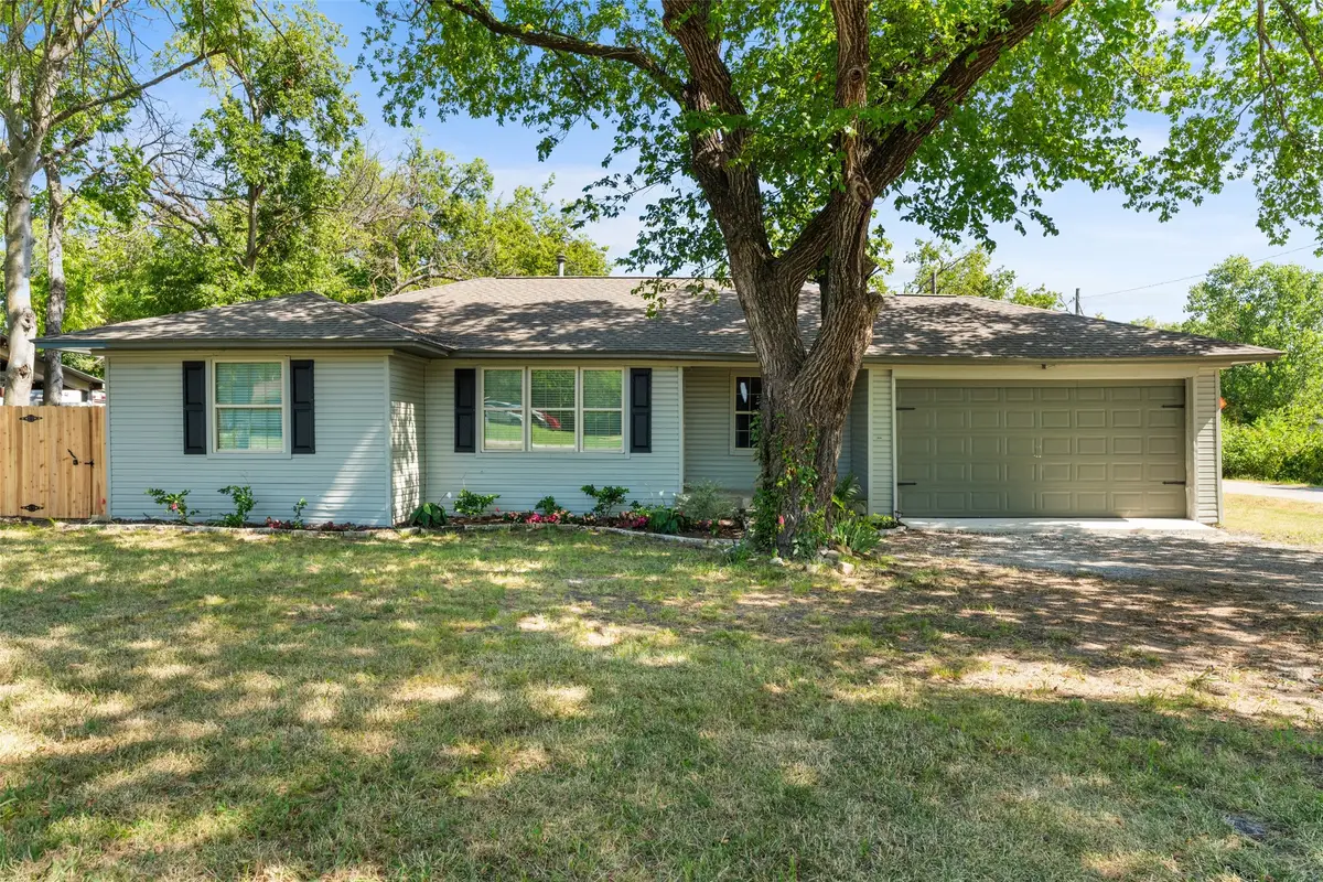 612 E 8th Street, Kemp, TX 75143 - #1