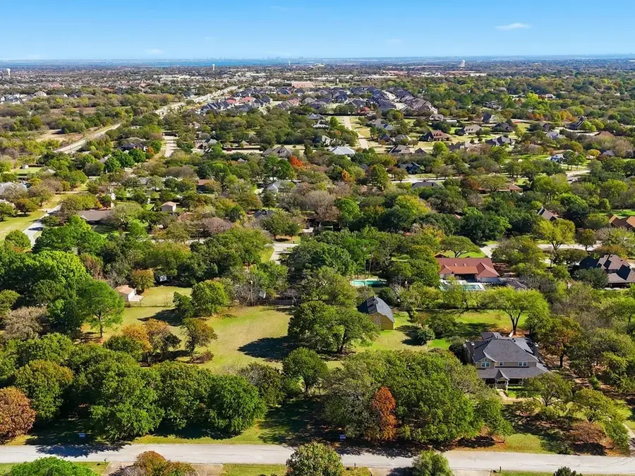 370 Oakview Drive, Double Oak, TX 75077 - #2