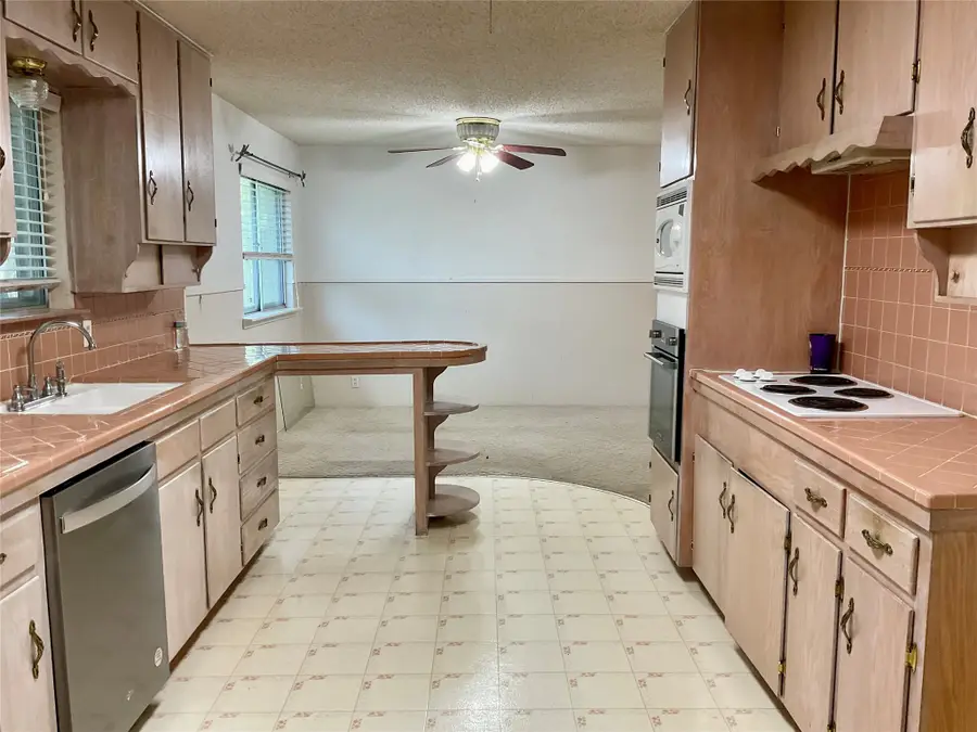 8600 Twilight Drive W, Benbrook, TX 76116 - #2