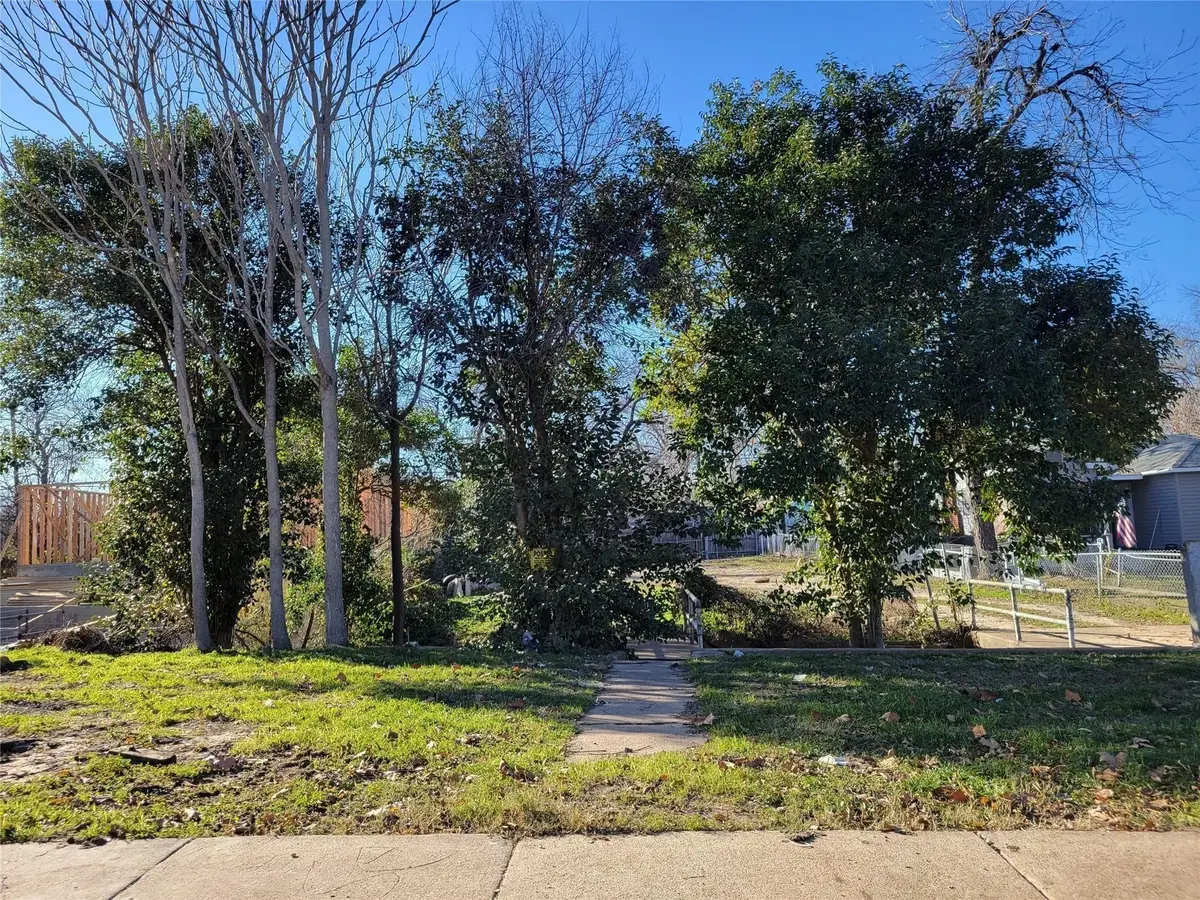 1009 S Waverly Drive, Dallas, TX 75208 - #1