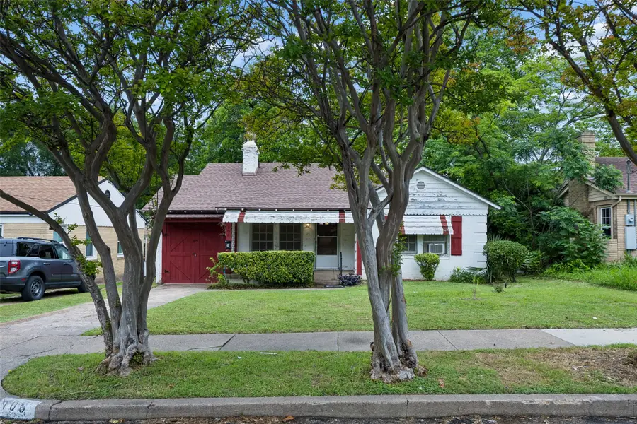 106 N Briscoe Boulevard, Dallas, TX 75211 - #2