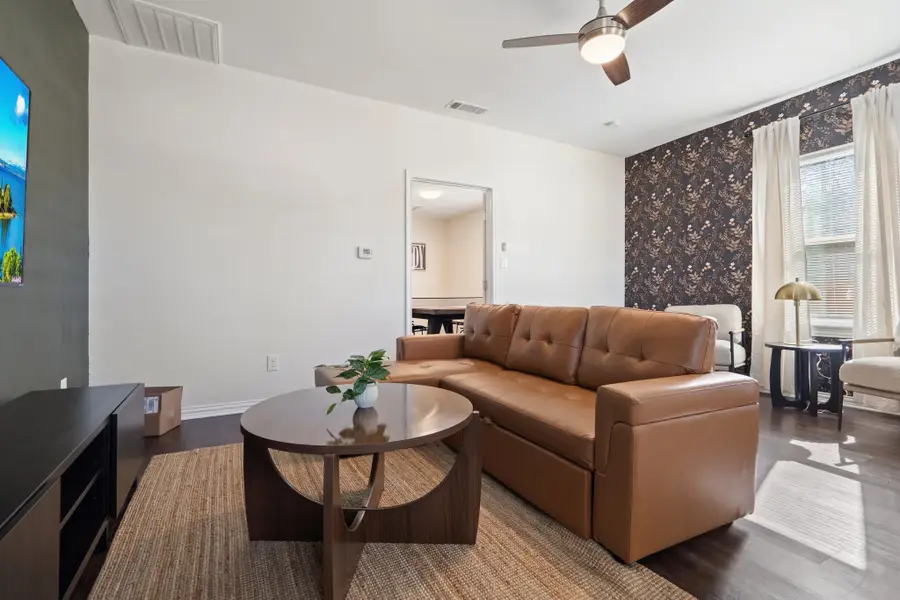 4216 E Side Avenue, Dallas, TX 75226 - #3