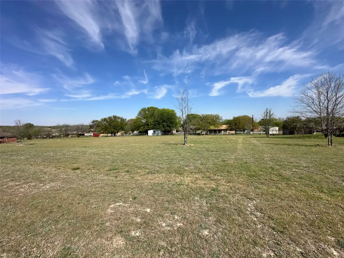 909 E Cedar, Comanche, TX 76442 - #1