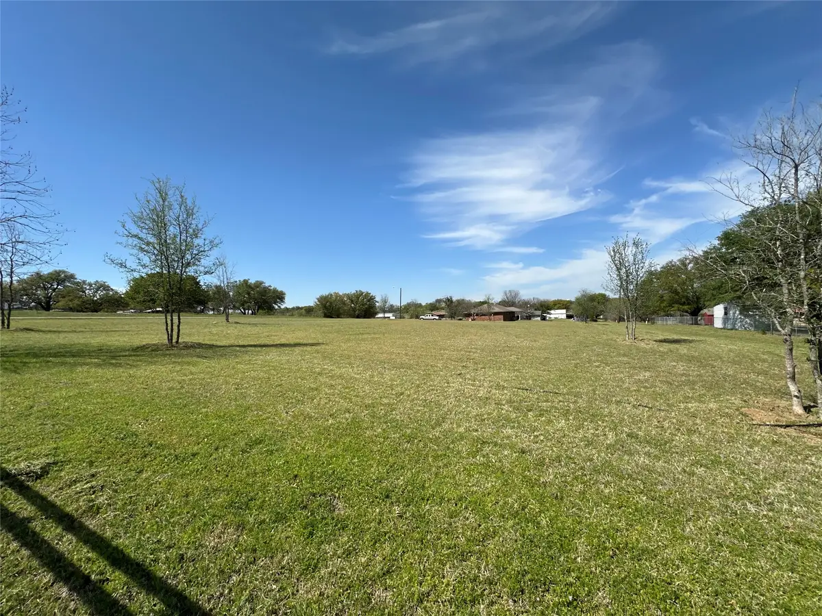 911 Cedar, Comanche, TX 76442 - #1