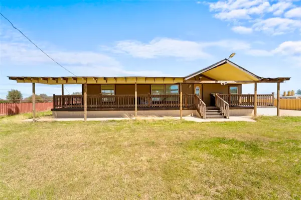 277 Deer Shadow Circle, Whitney, TX 76692