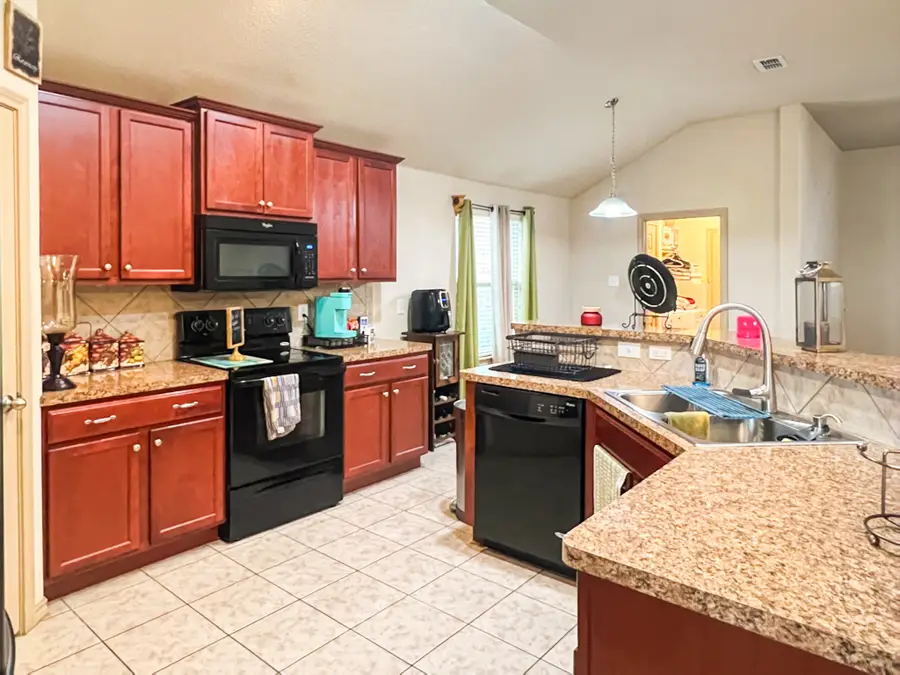 12109 Castleford Way, Fort Worth, TX 76036 - #3