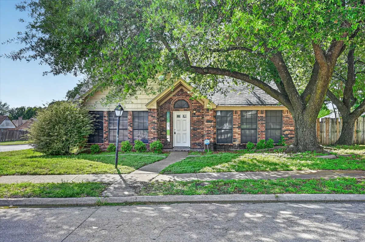 819 Tifton Court, Lancaster, TX 75146 - #1