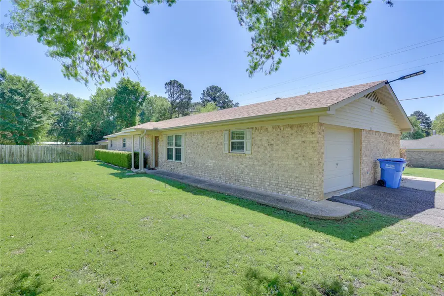 100 Madison Drive, Longview, TX 75603 - #3