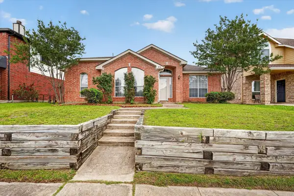 830 Orian Drive, Mesquite, TX 75181