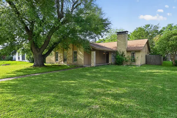 1813 Baylor Drive, Richardson, TX 75081