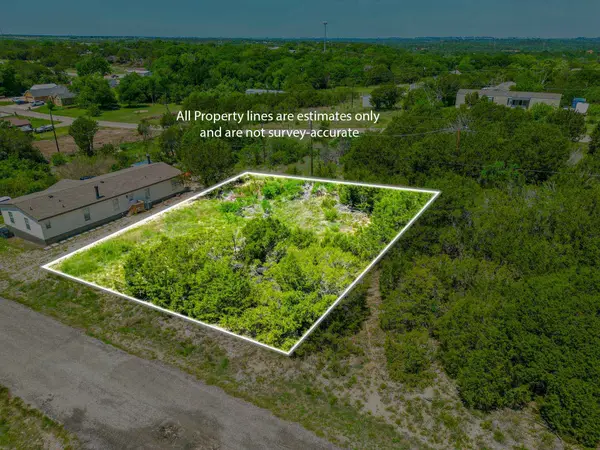 3422 Cedar Drive, Granbury, TX 76048