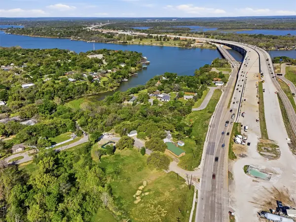 7019 Edgemere Place, Lake Worth, TX 76135