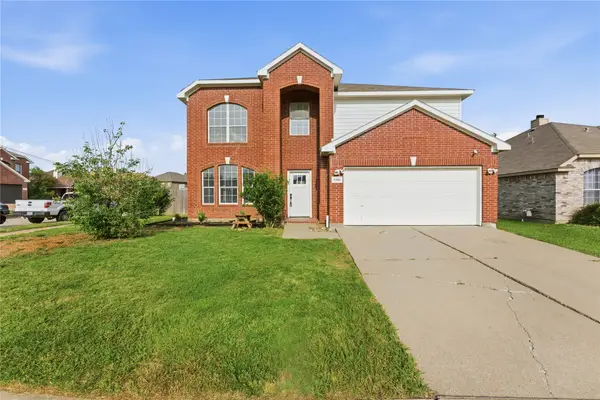 7301 Tin Cup Drive, Arlington, TX 76001