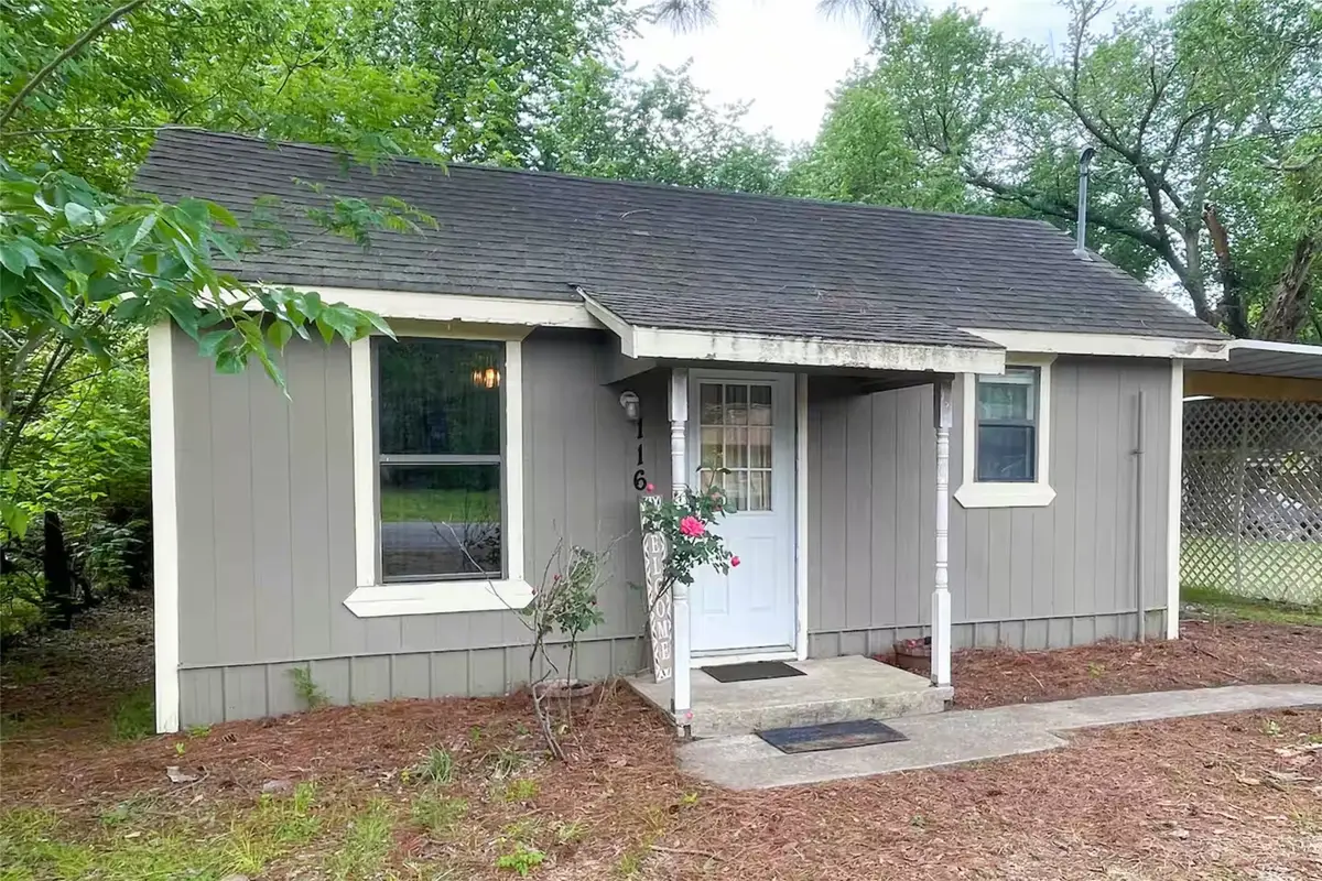 116 E Locust Street, Collinsville, TX 76233 - #1