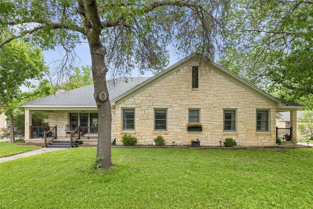 2006 Belmeade Street, Brownwood, TX 76801 - #1