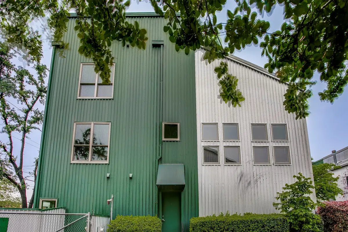 3801 San Jacinto #E, Dallas, TX 75204 - #1