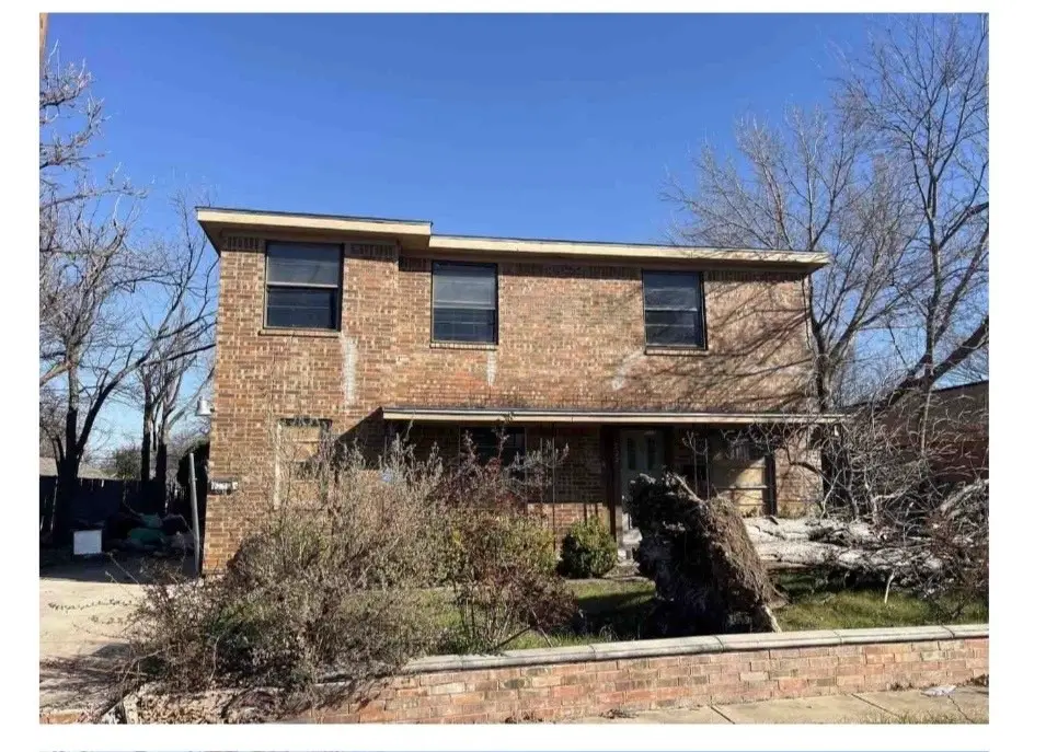 722 W Boyce Avenue, Fort Worth, TX 76115 - #1