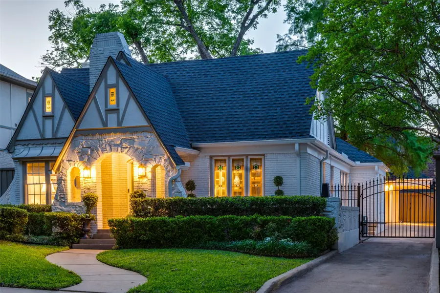 4504 Livingston Avenue, Highland Park, TX 75205 - #2