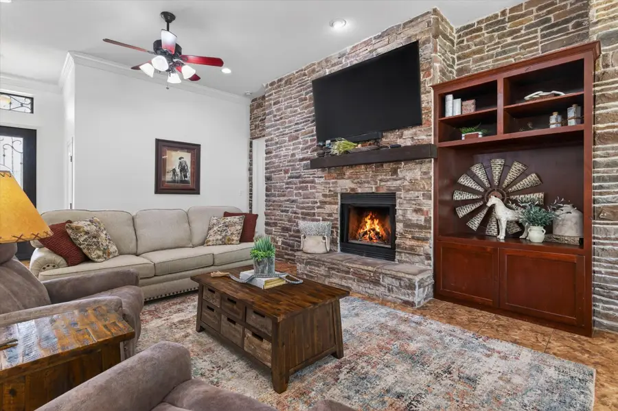 657 Hidden Lakes Boulevard, Gunter, TX 75058 - #3