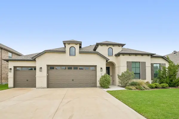 449 Country Meadows Boulevard, Waxahachie, TX 75165