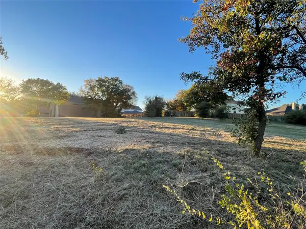 1708 Hillcrest Drive, Graham, TX 76450