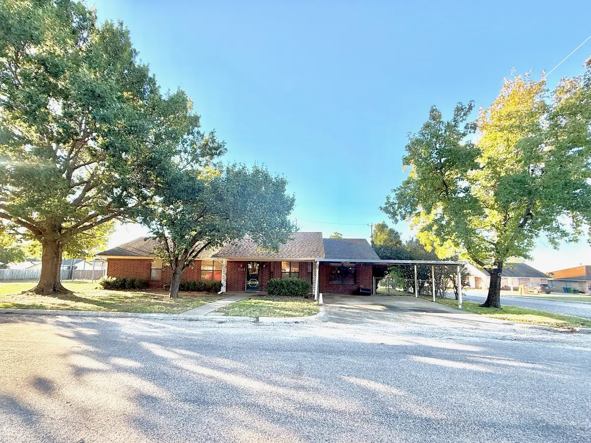 300 Denton Court, Collinsville, TX 76233 - #1