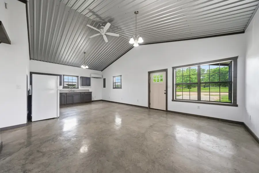 321 Avenue B #B, Walnut Springs, TX 76690 - #3