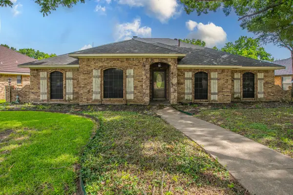 3302 Oxford Drive, Rowlett, TX 75088