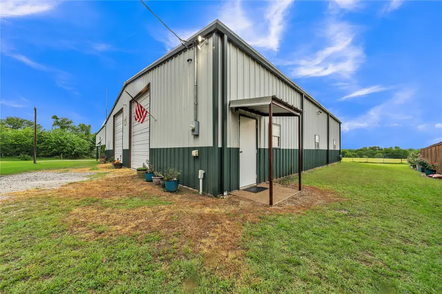 925 Jennings Lane, Azle, TX 76020 - #3