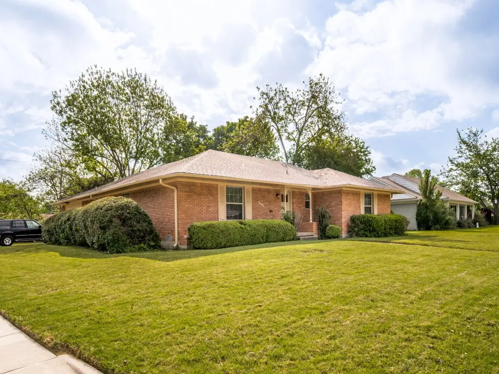 6224 Berryhill Street, Dallas, TX 75231 - #1