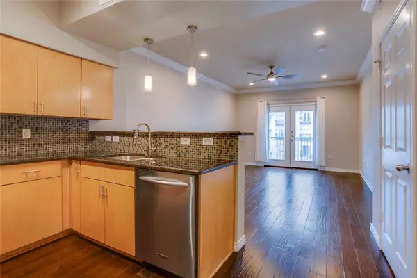 3102 Kings Road #2208, Dallas, TX 75219