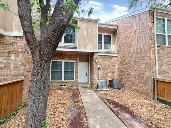 2409 Northlake Court, Irving, TX 75038
