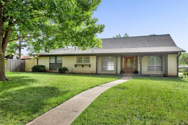 800 Glen Key Street, Denison, TX 75020