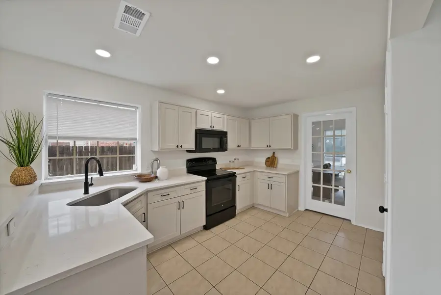 7548 Meadow Creek Drive, Fort Worth, TX 76123 - #3