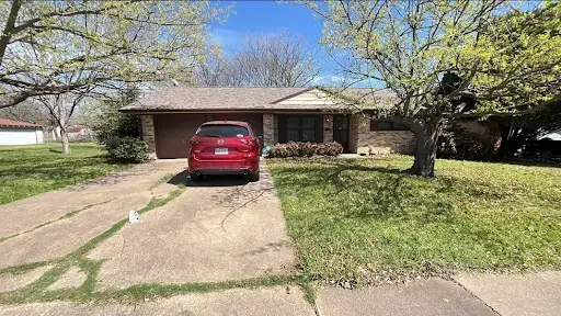 1002 SE 2nd Street, Grand Prairie, TX 75051 - #1