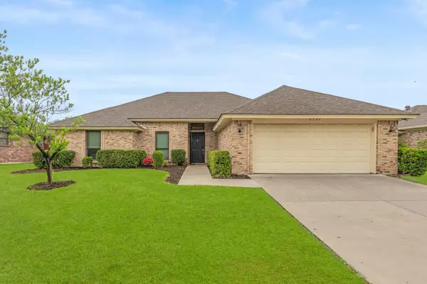 3737 Rolling Meadows Drive, Bedford, TX 76021
