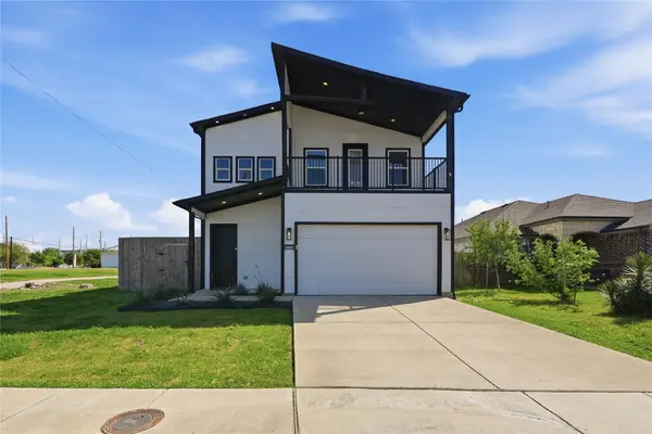 3316 Nomas Street, Dallas, TX 75212