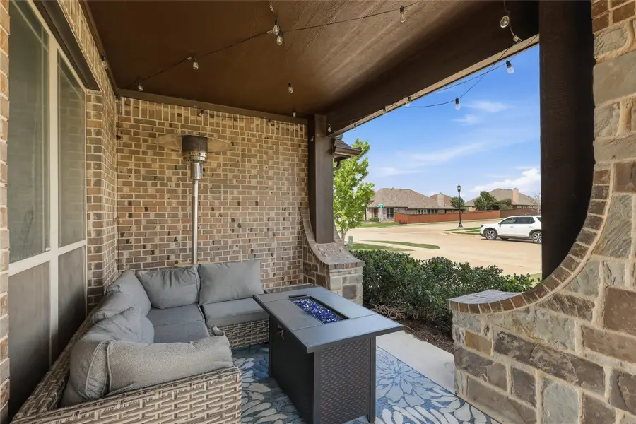 1068 English Oak Drive, Burleson, TX 76028 - #2