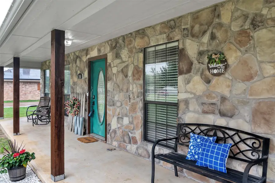 200 Pecan Street, Ector, TX 75439 - #3